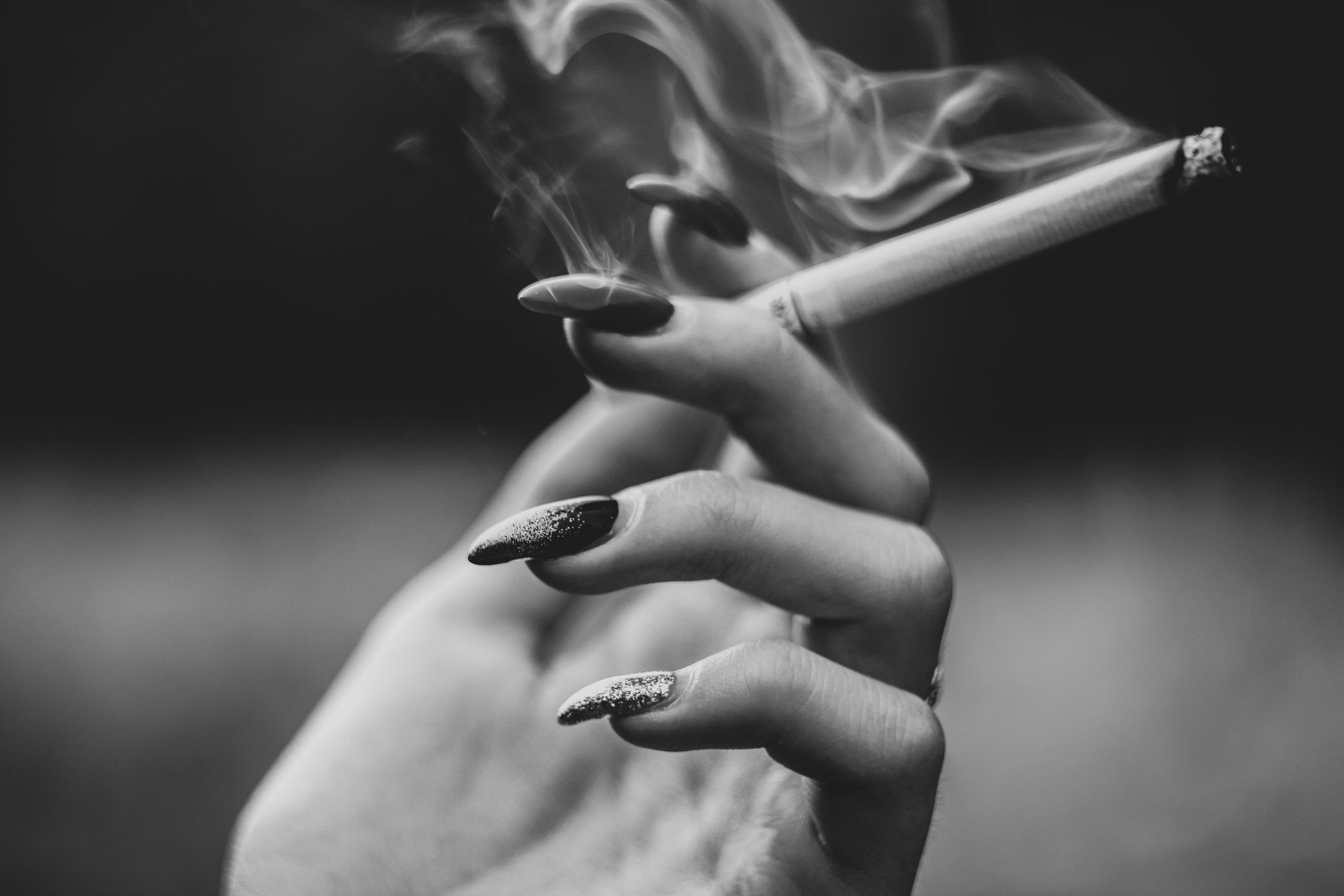 how many cigarettes is a 10000 puff vape How Many Cigarettes Are In A Vape (Equivalence & Health Impact)